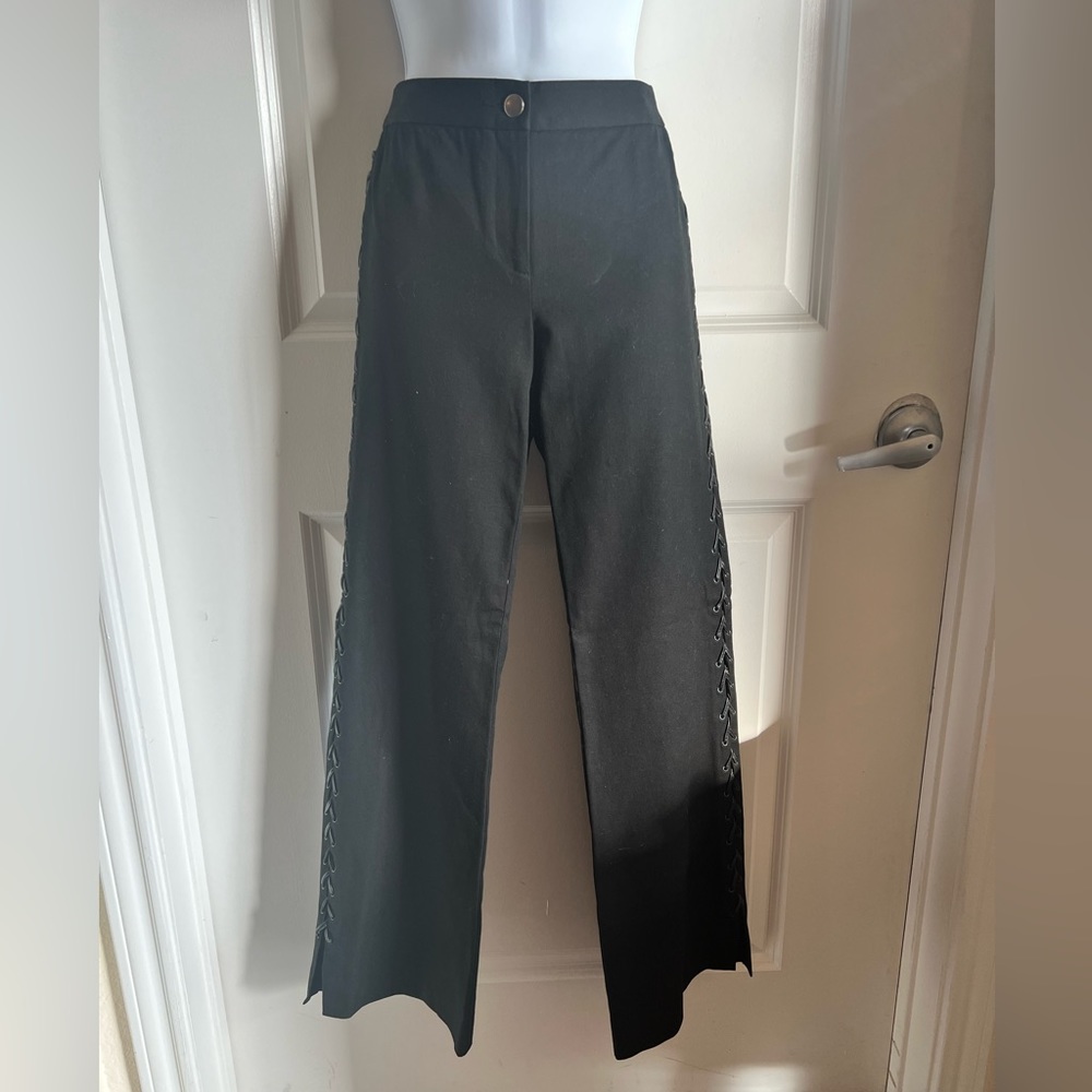**SOLD****BCBG Black Stretchy Bootleg Pants - Size 2